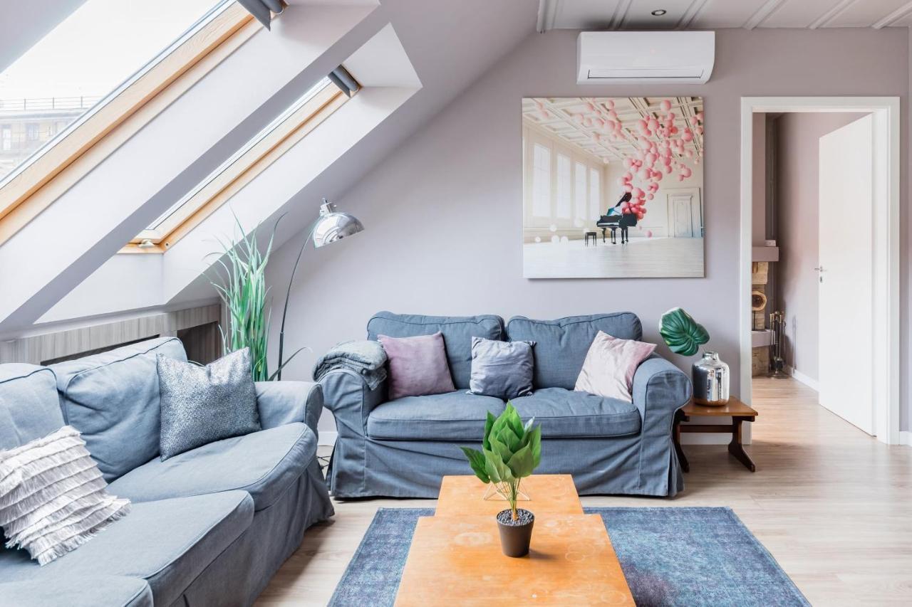 Sunny And Central Penthouse With Private Garage บูดาเปสต์ ภายนอก รูปภาพ