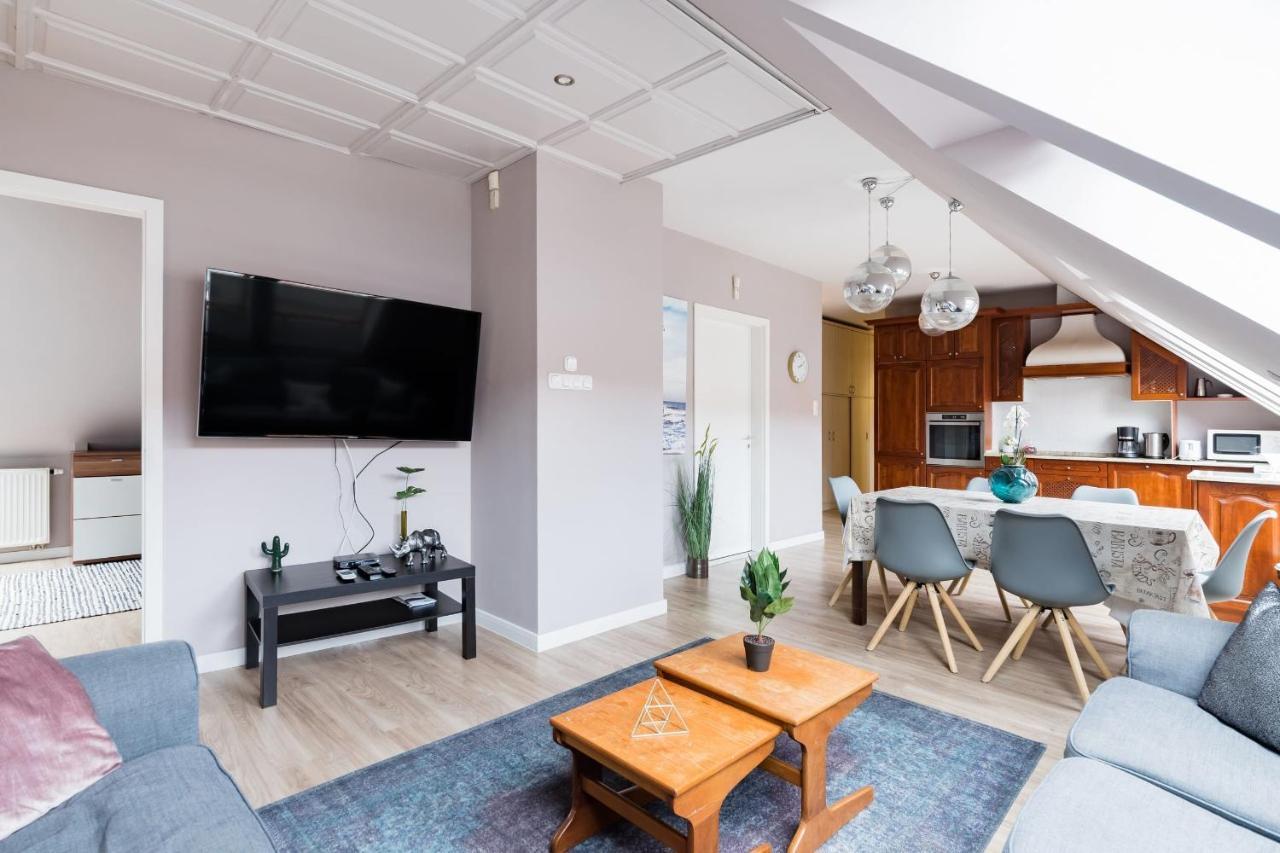 Sunny And Central Penthouse With Private Garage บูดาเปสต์ ภายนอก รูปภาพ