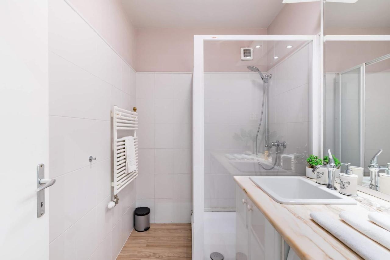 Sunny And Central Penthouse With Private Garage บูดาเปสต์ ภายนอก รูปภาพ